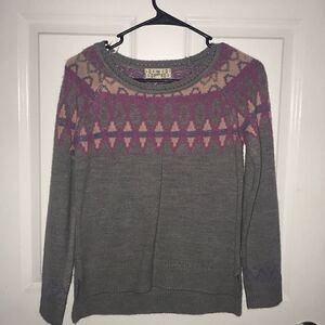 🌸3/$15.00🌸Pink Republic Sweater 